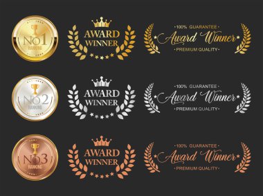 Bir numaralı ödül sahibi, En İyi Kalite Altın Bronz Rozet prim amblemi siyah arkaplan resimlerinde izole edilmiş. 