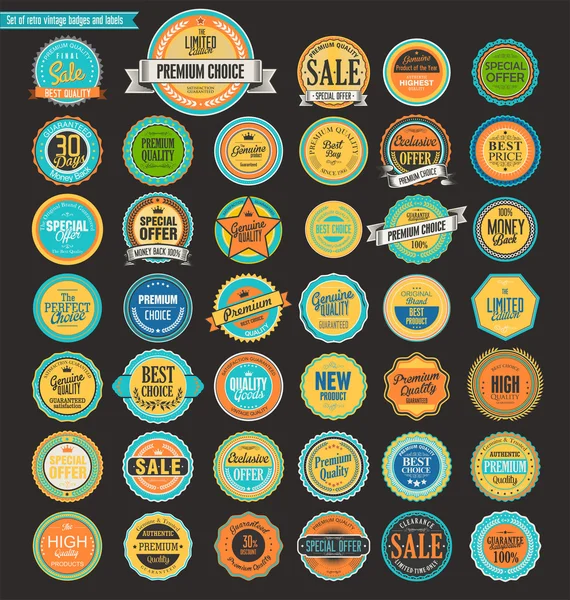 Collection d "étiquettes et badges vintage rétro — Image vectorielle