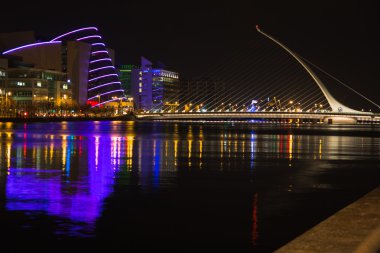gece Dublin iki