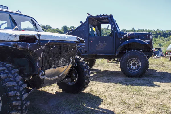 SUV na dovolené — Stock fotografie