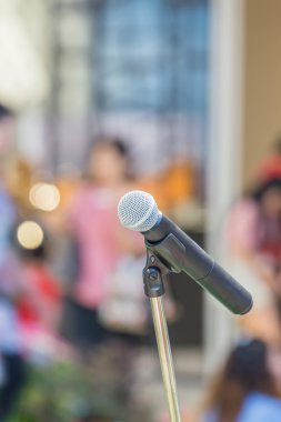 Mikrofon alışveriş Festivali.