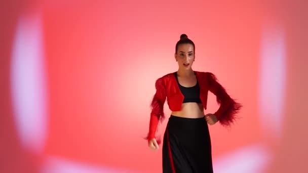 Baile Flamenco Coreografía Moderna Rojo Caliente Estilo Torrero — Vídeos de Stock