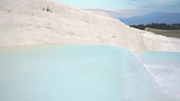 Travertines of Pamukkale Turecko přírodní vodopády — Stock video