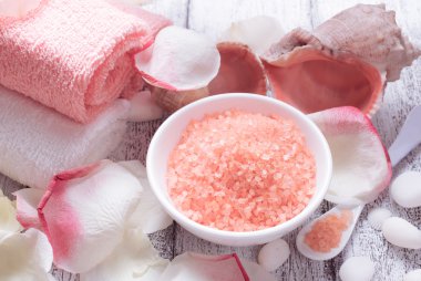 Deniz tuzu salonuyla Spa