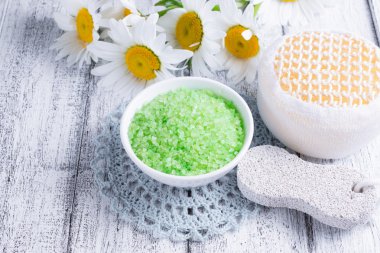 Deniz tuzu ve daisy ile Spa salon  