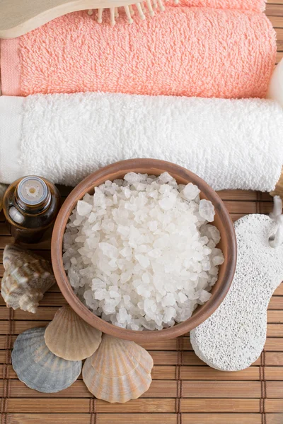 Spa salon with sea salt — Stock Photo, Image