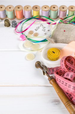 Dikiş ve iğne işi için ayarla