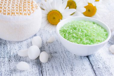 Deniz tuzu ve daisy ile Spa salon