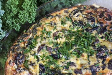 Frittata mantar ve kale