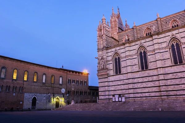 Сиенский собор в Италии — стоковое фото