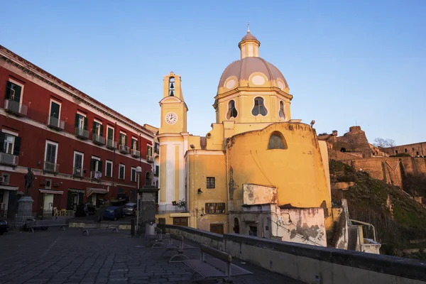 Vårfrukyrkan nåd i Procida, Italy — Stockfoto