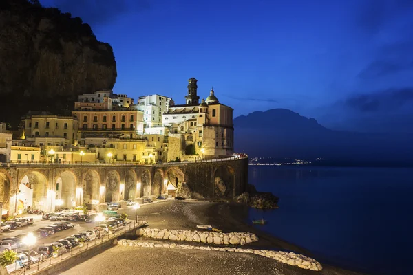 Atrani en la costa de Amalfi en Italia —  Fotos de Stock