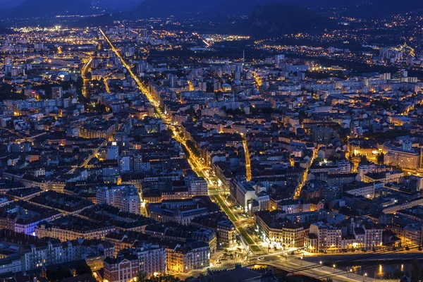 Zobacz w Grenoble w godzinach wieczornych — Zdjęcie stockowe