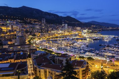 Monako'daki Monte Carlo akşam görüntüleyin