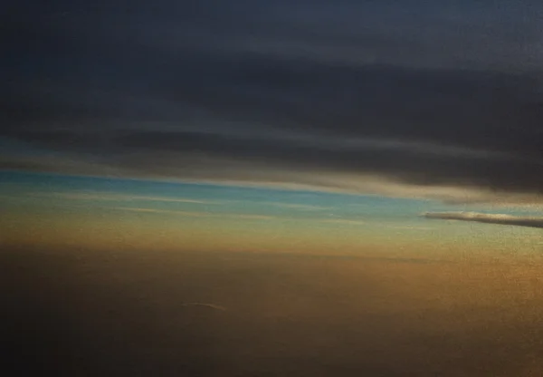 Vintage-Bildhimmel und Wolken bei Sonnenuntergang — Stockfoto