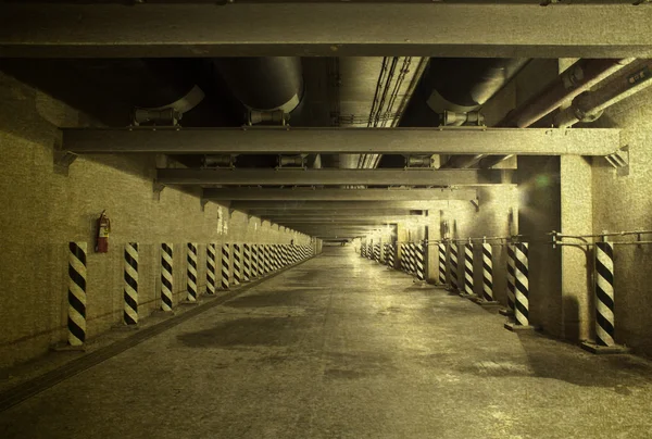 Pipe water system in Tunnels and basement — Stock Photo, Image