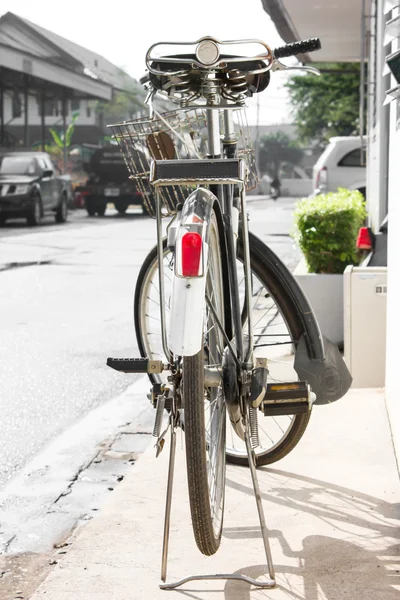 Retro-Fahrrad — Stockfoto