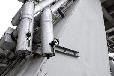 sıcak su boru hattı