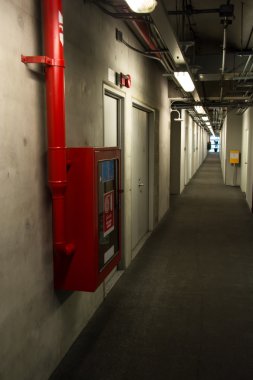 ekipman uzun koridor iç ve yangın söndürmek