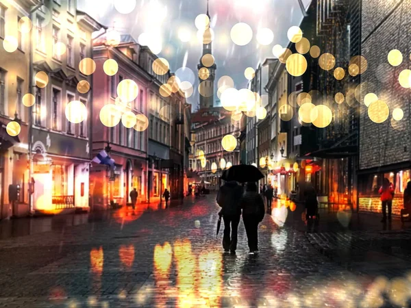 Rainy Street People Blurred Night Light Rain Drops Pavement Outono — Fotografia de Stock