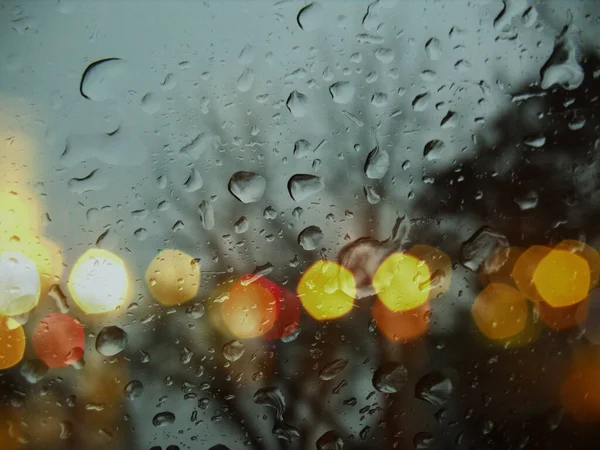 Rainy Drops Water Window Evening Blurred Blue Yellow Light Reflection — Stock Photo, Image