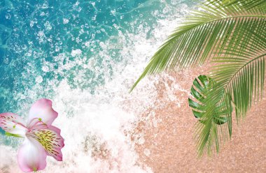 Tropikal mavi deniz palmiye yaprağı ve çiçekler yaz davetiye kartı, afiş, şablon fotokopi alanı modeli