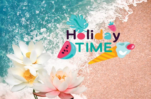 Tropische Blauwe Zee Strand Palmblad Bloemen Zomer Tekst Uitnodiging Kaart — Stockfoto