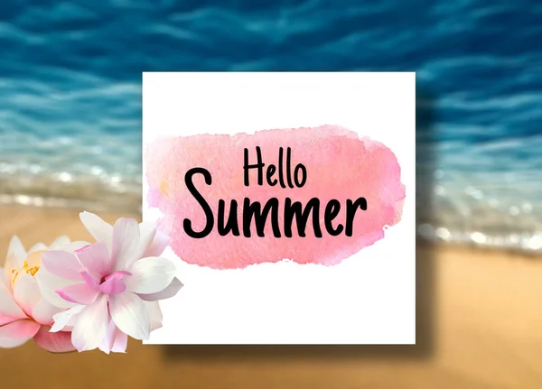 Tropisch Blau Meer Strand Palmenblatt Und Blumen Sommer Text Einladungskarte — Stockfoto