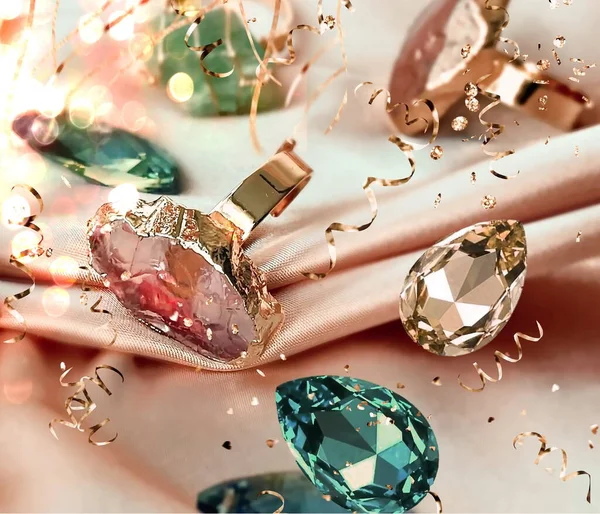 Jewelry Gem Stones Gold Rings Yellow Pink Blue Green Stylish — Stock Photo, Image