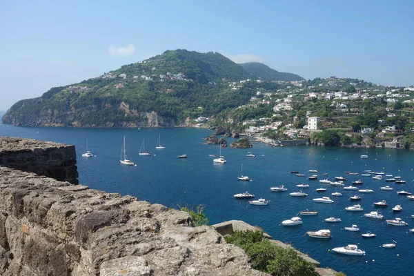 Vista Ilha Ischia Castelo Aragonese Itália — Fotografia de Stock