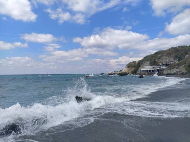 Ischia, Napoli 'deki Cava dell' isola plajı.