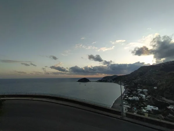 Ηλιοβασίλεμα Στην Παραλία Maronti Στο Νησί Ischia Ιταλία — Φωτογραφία Αρχείου