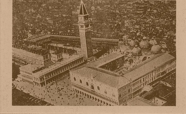 Vintage kilátás nyílik Velence, Olaszország — Stock Fotó
