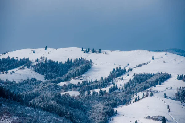 Nouvel Neige Dans Les Montagnes Belle Vue Sur Les Montagnes — Photo