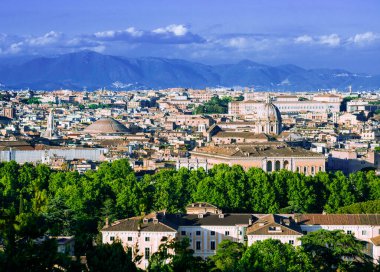 Çok güzel antik bir şehrin Roma manzarası Öğleden sonra çok güzel bir fotoğraf