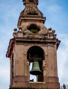 Roma 'nın antik şehrinde güzel İtalyan evleri güzel renkler ve yapılar