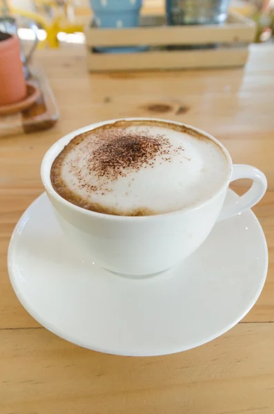 Taza de café en la mesa — Foto de Stock