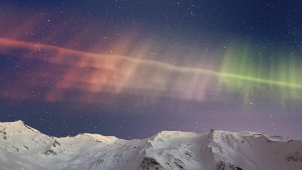 Réaliste en temps réel aurores boréales Polar Aurora Borealis danser sur les montagnes. Ciel de couleur arctique à l'horizon. Nuit sans nuages — Video
