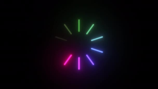 Icono del círculo de carga sobre fondo negro. Buffering Spinner descargar o subir progreso. Colorido cargador de arco iris. Líneas en círculo — Vídeos de Stock