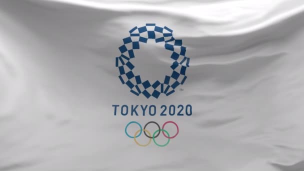 Bandera de los juegos olímpicos en Tokio 2021 revoloteando en el viento. Animación en 3D de bucle sin costuras. Bandera Olímpica ondeando al viento. Bandera ondeando continuamente. Para noticias deportivas, revisión de deportes — Vídeo de stock
