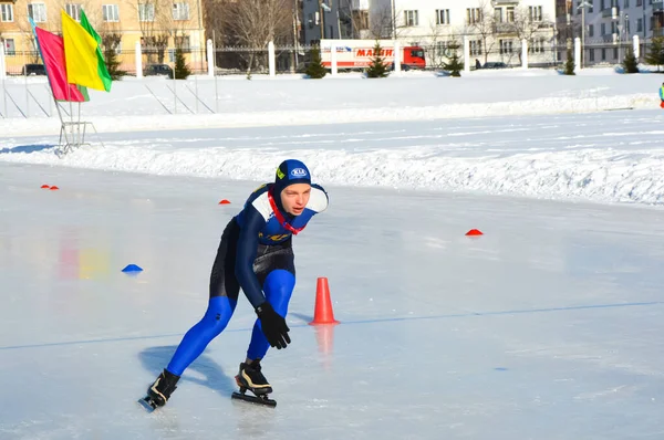 Russia Volgodonsk January 2015 Skating Training Riding Skates Ice — Stock Photo, Image