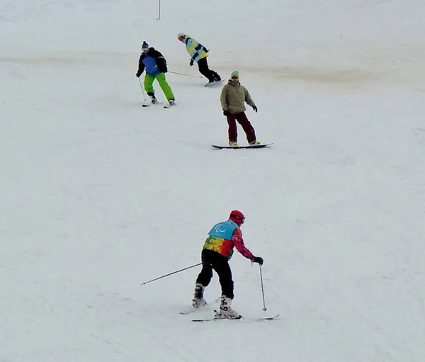 Russia Volgodonsk January 2015 Skiingtraining Ride Skis Winter Sport — Stock Photo, Image