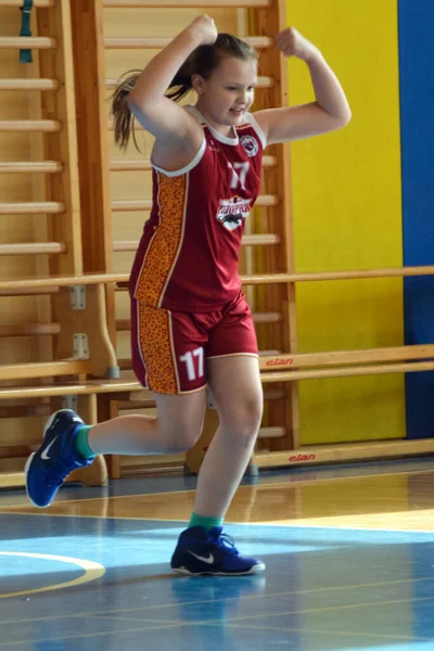 Russland Wolgodonsk Juni 2015 Kinder Werden Zum Basketballspielen Ausgebildet — Stockfoto