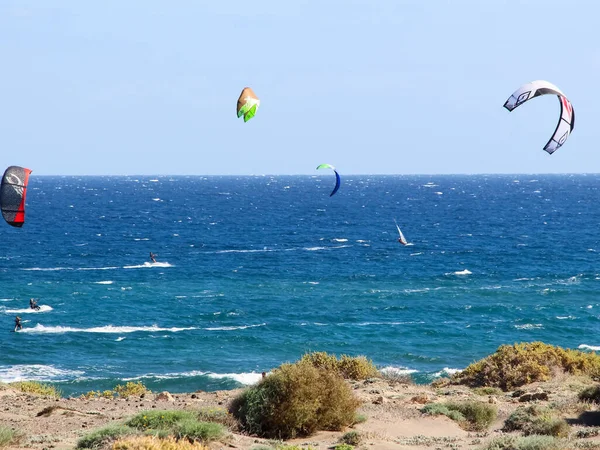Fliegen Auf Einem Flügel Der Fallschirm Zum Schweben Fallschirmspringen Sport — Stockfoto