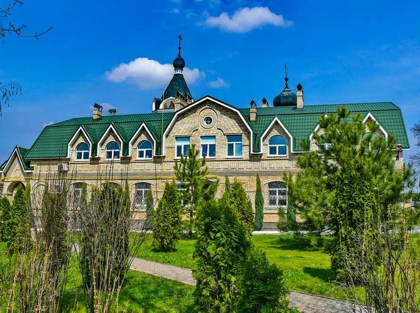 Kutsal Varsayım Manastırı Kutsal Koğuş Manastırı Manastırın Yakınındaki Bölgenin Görünüşü — Stok fotoğraf