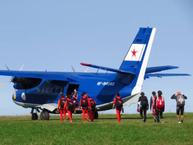 Rusya, Volgodonsk - 19 Mayıs 2015: paraşütle atlama Skydiving spor için cesur