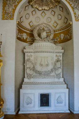 Saint-Petersburg, Rusya - 12 Ağustos 2016: St. Pererburge şehri. Şehrin sarayları ve mimarisi. Şehrin tarihi binaları.