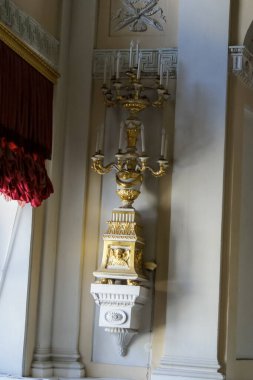 Saint-Petersburg, Rusya - 12 Ağustos 2016: St. Pererburge şehri. Şehrin sarayları ve mimarisi. Şehrin tarihi binaları.