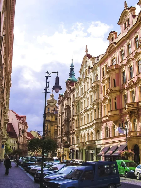 Prag Çek Cumhuriyeti Ağustos 2016 Prag Sokaklarında Manzaralarında Yürüyün Tarihi — Stok fotoğraf