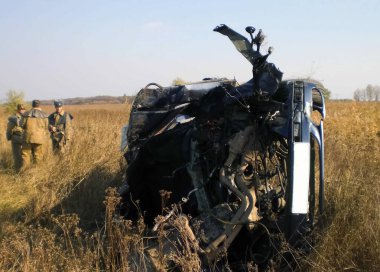 Kharkov, Ukrayna - 14 Haziran 2010: Araba kazasının sonuçları, kaza yapmış bir araba. Trafik kazası.